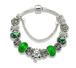 Women Antique Silver and Green Sea Turtles Charm Bracelet