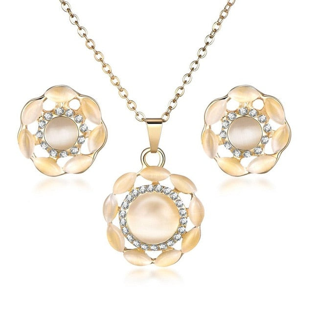 High Quality Flower Stainless Steel Pendant Necklace and Earring Set For Women