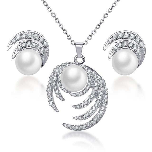 High Quality Flower Stainless Steel Pendant Necklace and Earring Set For Women