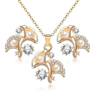 High Quality Flower Stainless Steel Pendant Necklace and Earring Set For Women