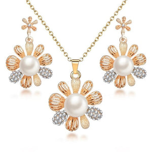 High Quality Flower Stainless Steel Pendant Necklace and Earring Set For Women